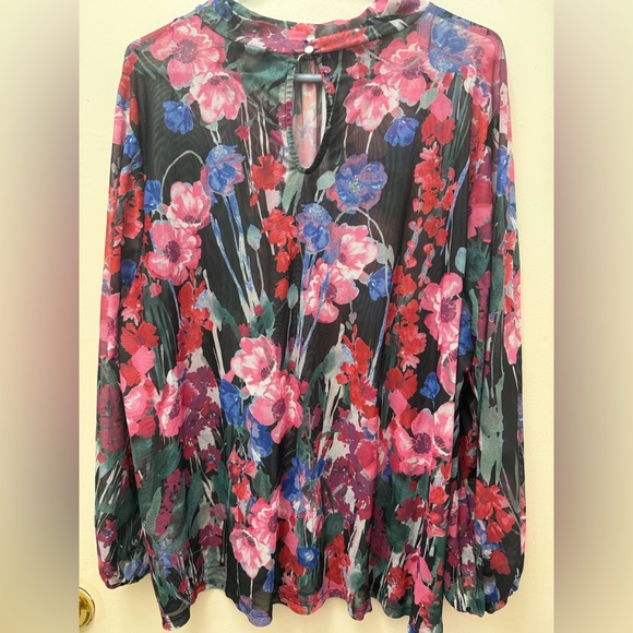 Floral Mesh Top - Picture 5 of 5